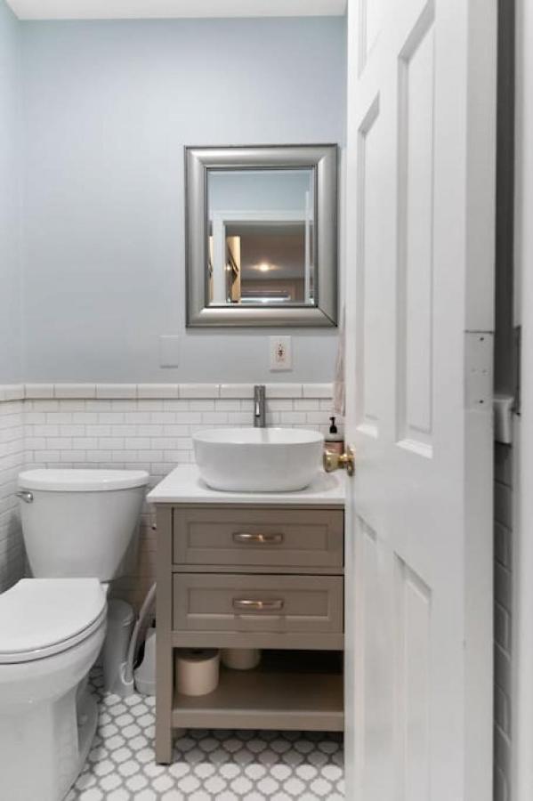 Stylish Rowhome-Fishtown-Near Shops Филадельфия Экстерьер фото